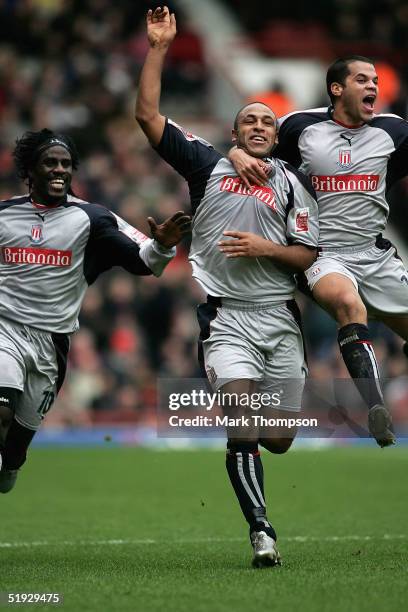 Wayne Thomas of Stoke celebrates his goal with team mates Marcus Hall and Ade Akinbiyi during the FA Cup Third Round match between Arsenal and Stoke...