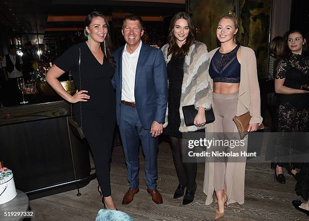 Brian Runk Runk Photos and Premium High Res Pictures - Getty Images