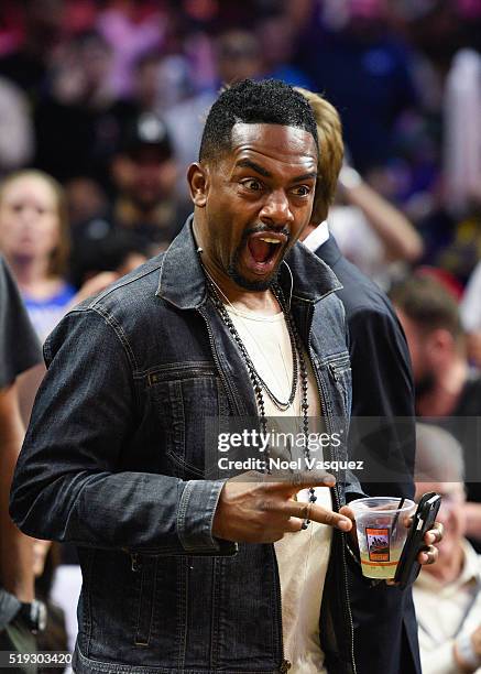 Bill Bellamy attends a basketball game between the Los Angeles Lakers and the Los Angeles Clippers at Staples Center on April 5, 2016 in Los Angeles,...