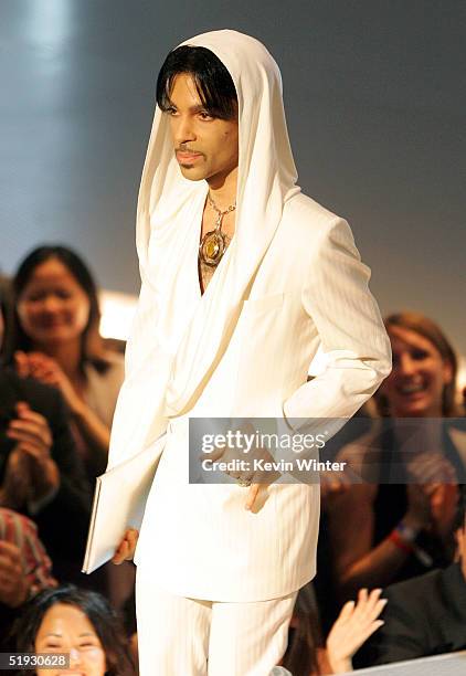 Singer Prince presents an award on stage during the 31st Annual People's Choice Awards at the Pasadena Civic Auditorium on January 9, 2005 in...