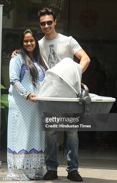 Arpita Khan Sharma, sister of Bollywood actor Salman Khan, and her husband Aayush Sharma along with their newborn son Ahil at the Hinduja Hospital on...