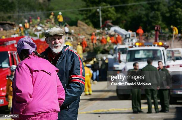 Commoderate 2,415 Missing Loved Ones Stock Photos, High-Res Pictures, and Images ...