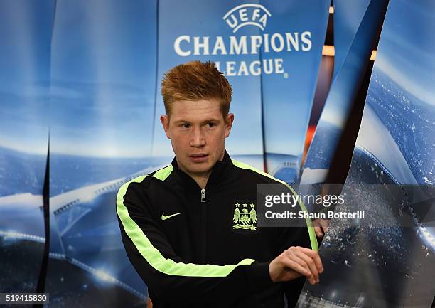 Kevin de Bruyne of Manchester City is seen prior to the UEFA Champions League Quarter Final First Leg match between Paris Saint-Germain and...