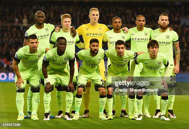 Manchester City players line up for the team photos prior to the UEFA Champions League Quarter Final First Leg match between Paris Saint-Germain and...