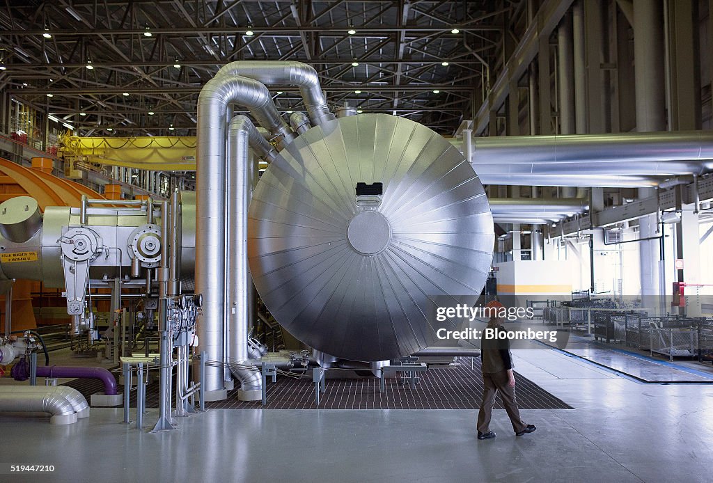 Operations Inside The Darlington Nuclear Generating Station