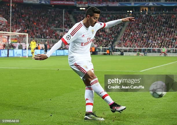 Andre Almeida of Benfica in action during the UEFA Champions League quarter final first leg match between FC Bayern Muenchen and SL Benfica Lisbon at...