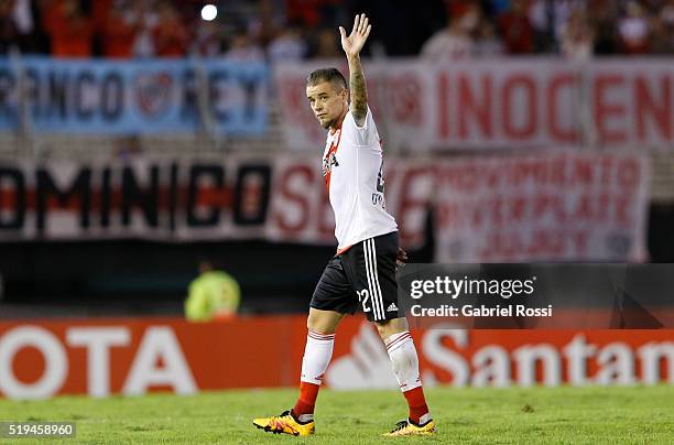 Andres D'Alessandro of River Plate walks off the filed as he es substituted during a match between River Plate and The Strongest as part of Copa...