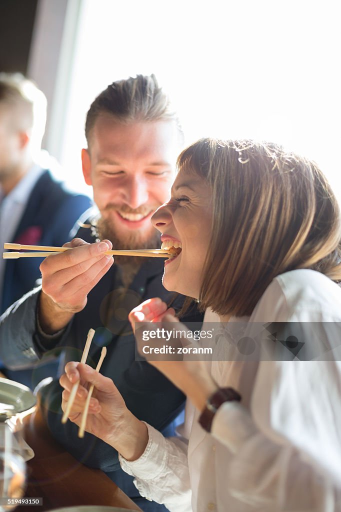 Fütterung mit Suchi