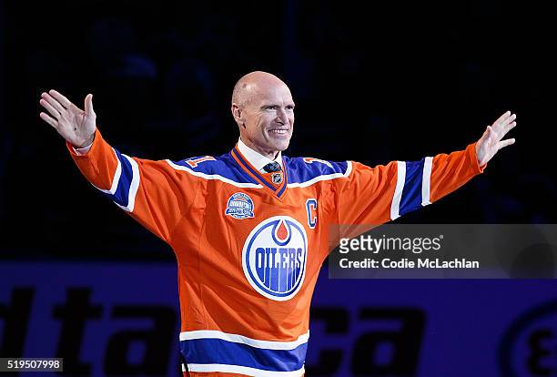 Former Edmonton Oilers forward Mark Messier greets fans during the closing ceremonies at Rexall Place following the game between the Edmonton Oilers...