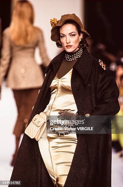 Chanel Runway Ready To Wear Fallwinter 1992 1993 Photos and Premium ...