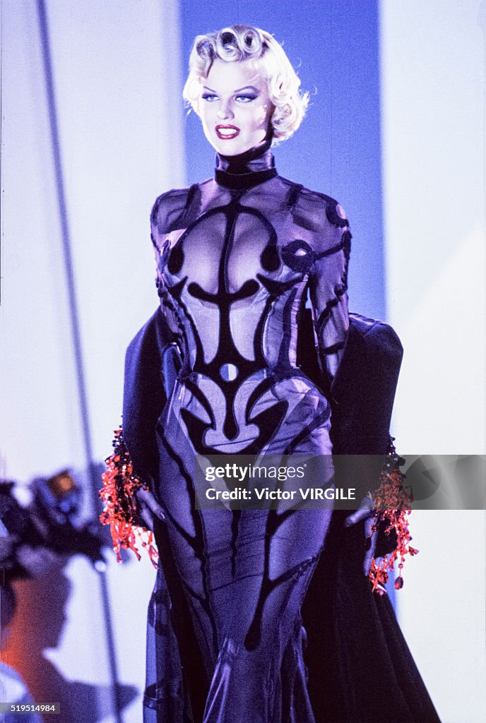 Thierry Mugler - Runway - Ready To Wear Spring/Summer 1992-1993