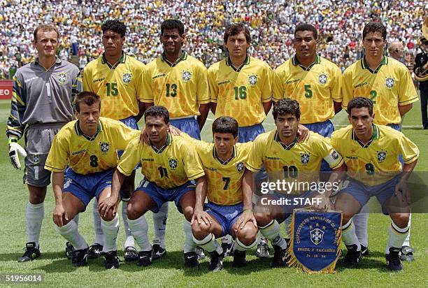 Brazilian players pose for the team picture before their World Cup first round soccer match against Cameroon 24 June 1994 in Stanford. . AFP PHOTO
