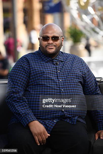 Ruby Studder Ruben Studdard Wanya Morris Jay Williams And Ufc Fighters On Extra ...