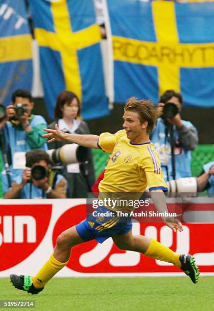 Anders Svensson of Sweden celebrates scoring his team's first goal during the FIFA World Cup Korea/Japan Group F match between Sweden and Argentina...