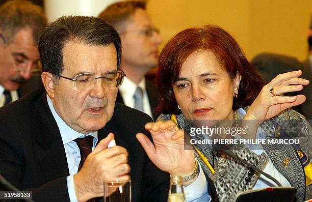Romano Prodi , EU Comission President is talking with Loyola de Palacio , transport and energy comissioner in Moncloa Palace near Madrid, 08 January...