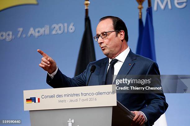 French President Francois Hollande delivers a speech during a press conference after the 18th Franco-German cabinet meeting on April 07, 2016 in...