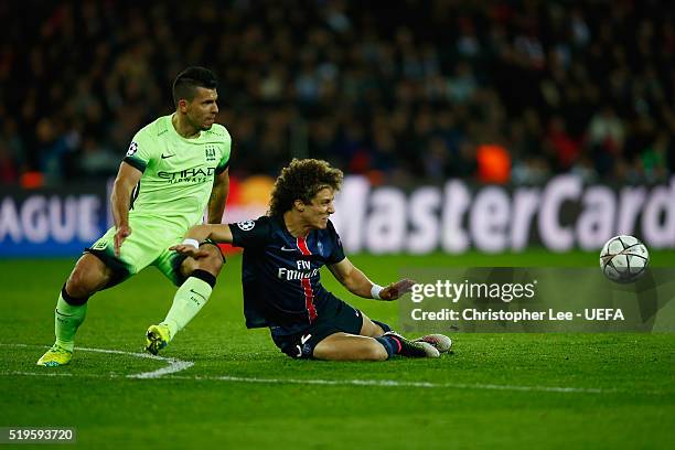 Sergio Agüero of Man City battles with David Luiz of PSG during the UEFA Champions League Quarter Final First Leg match between Paris Saint-Germain...