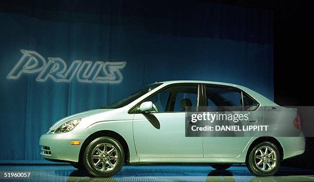 Toyota debuts the Toyota Prius at the North American International Auto Show in Detroit 10 January 2000. The Toyota Prius is the world's first...