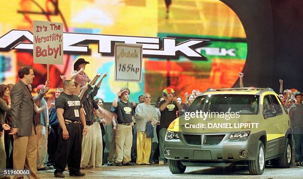 General Motors debuts the Pontiac Aztek at the North American International Auto Show in Detroit 10 January 2000. Pontiac bills the "Aztek" the...