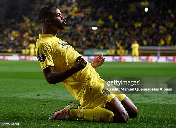 Cedric Bakambu of Villarreal celebrates scoring his team's first goal during the UEFA Europa League Quarter Final first leg match between Villarreal...