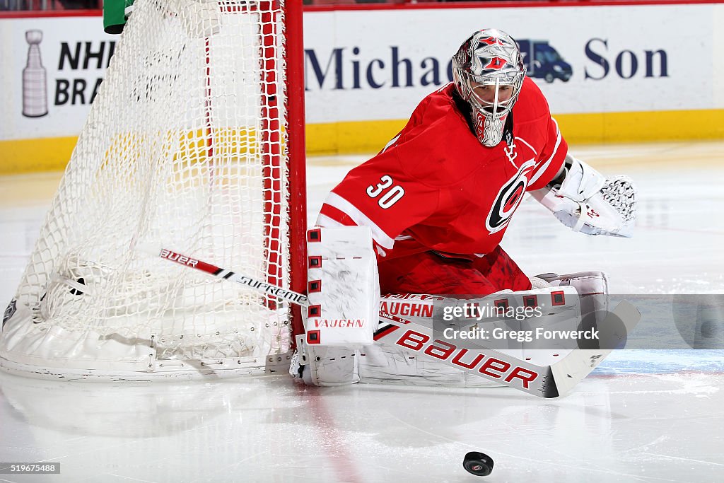 Montreal Canadiens v Carolina Hurricanes