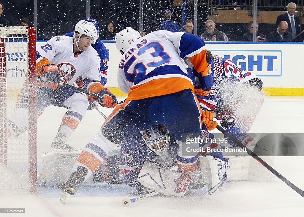 New York Islanders v New York Rangers