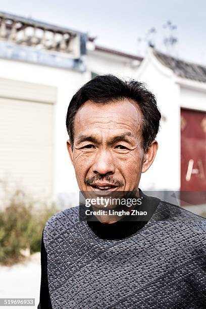 the portrait of asia farmers - linghe zhao stock pictures, royalty-free photos & images