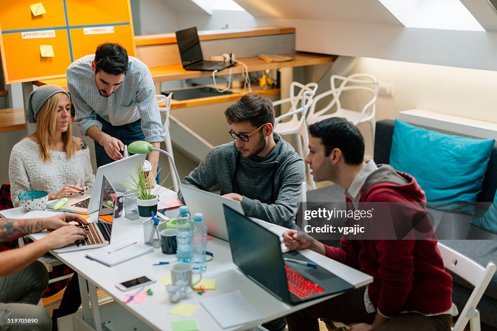 Entwickler Arbeiten von zu Hause, Büro.