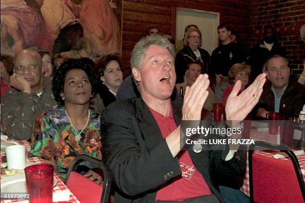 Bill Clinton Razorbacks 66 President Clinton At Ncaa Photos & High Res Pictures - Getty Images