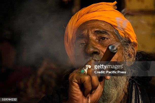 27 Dargah Of Sufi Saint Khwaja Moinuddin Chishti Photos and Premium High  Res Pictures - Getty Images