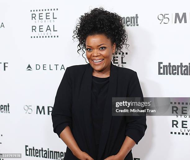 Yvette Nicole Brown arrives at the 5th Annual Reel Stories, Real Lives Benefiting MPTF held at Milk Studios on April 7, 2016 in Los Angeles,...