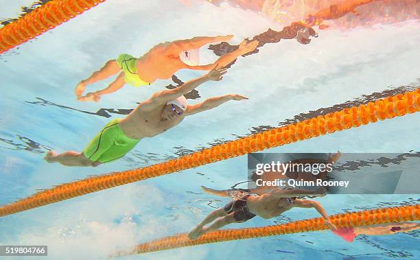 David McKeon and Grant Hackett of Australia compete in the Men's 200 Metre Freestyle during day two of the 2016 Australian Swimming Championships at...