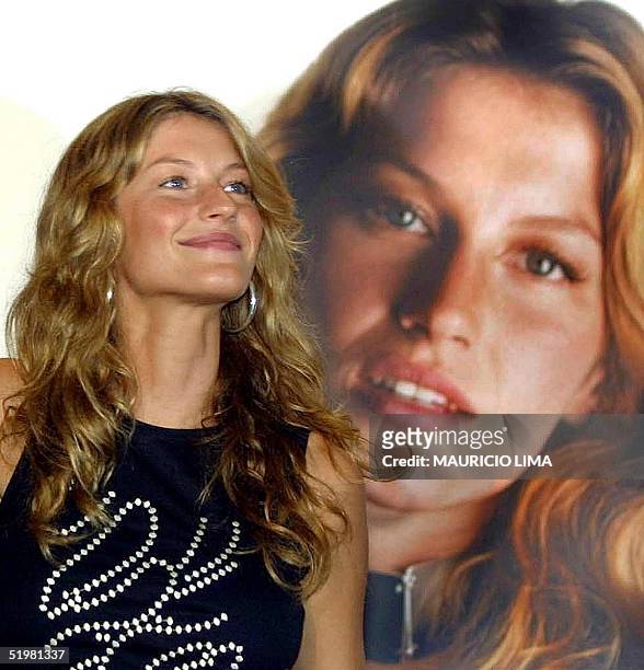 Brazilian super model, Gisele Bundchen is in Brazil, Sao Paulo for photo shooting on Feburary 14, 2001. Foto de la modelo brasilena Gisele Bundchen...