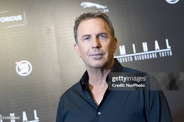 Actor Kevin Costner poses during the photocall of the film &quot;Criminal&quot; in Rome at Hotel Bernini on April 8 starring Kevin Costner and...