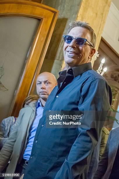Actor Kevin Costner poses during the photocall of the film &quot;Criminal&quot; in Rome at Hotel Bernini on April 8 starring Kevin Costner and...