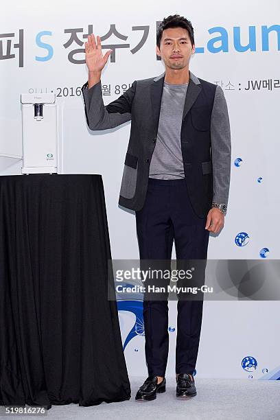 South Korean actor Hyun Bin attends the photocall for Dongyang Magic 'Super S' Water Purifier Launch Event on April 8, 2016 in Seoul, South Korea.