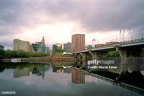 founders bridge and hartford skyline - hartford city stock pictures, royalty-free photos & images