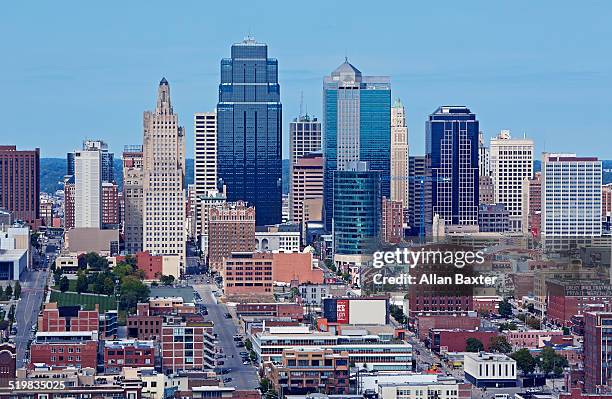 cityscape of downtown kansas city - kansas city missouri skyline stock pictures, royalty-free photos & images