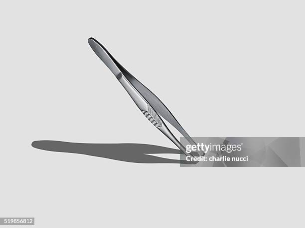 pair of tweezers - pince chirurgicale photos et images de collection