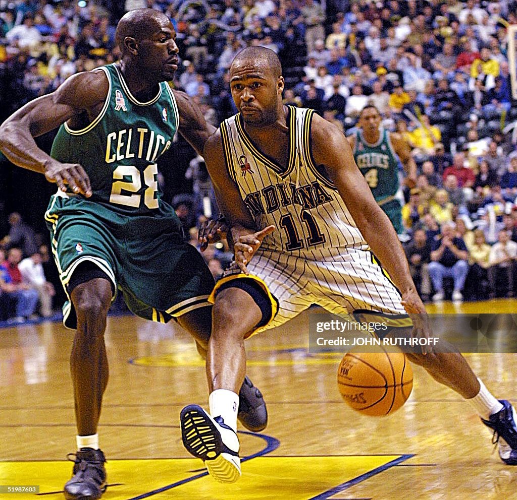 Indiana Pacers' guard Jamaal Tinsley (11) drives t