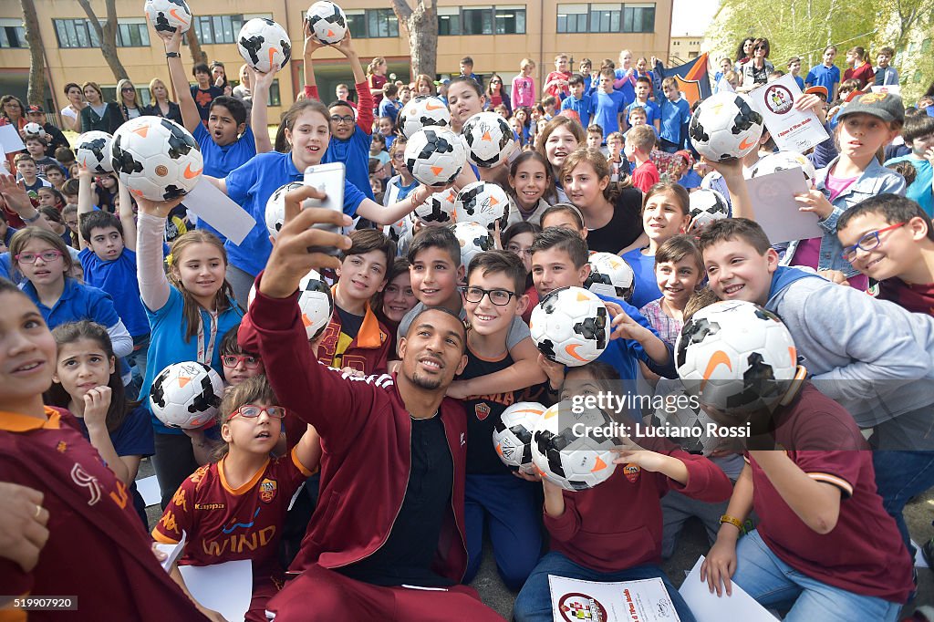 AS Roma Player William Vainquer Visits Istituto Via Dell'Aeroporto School