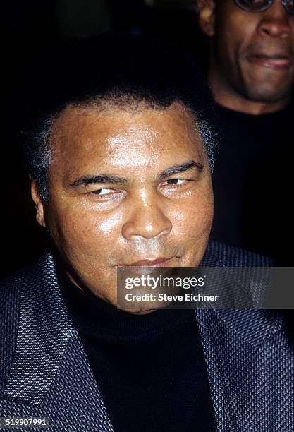 Ali Muhammad R 130 Muhammad Ali 1998 Photos & High Res Pictures - Getty Images