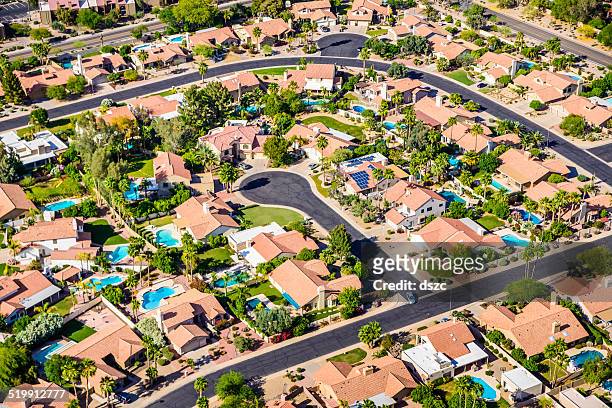scottsdale phoenix arizona suburban housing development neighborhood - aerial view - phoenix arizona stockfoto's en -beelden