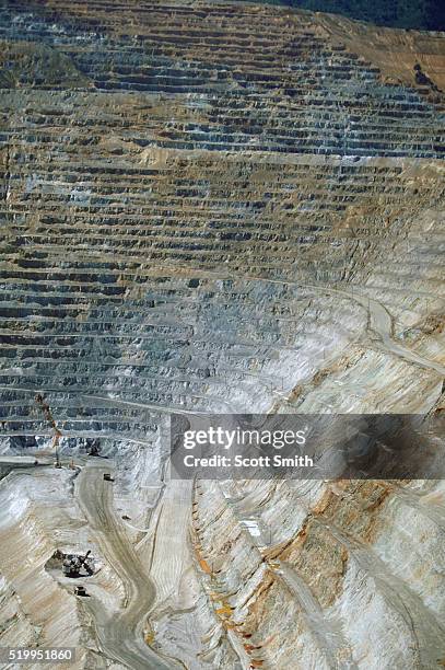 terraced pit of kennecott copper mine - bingham canyon mine stock pictures, royalty-free photos & images