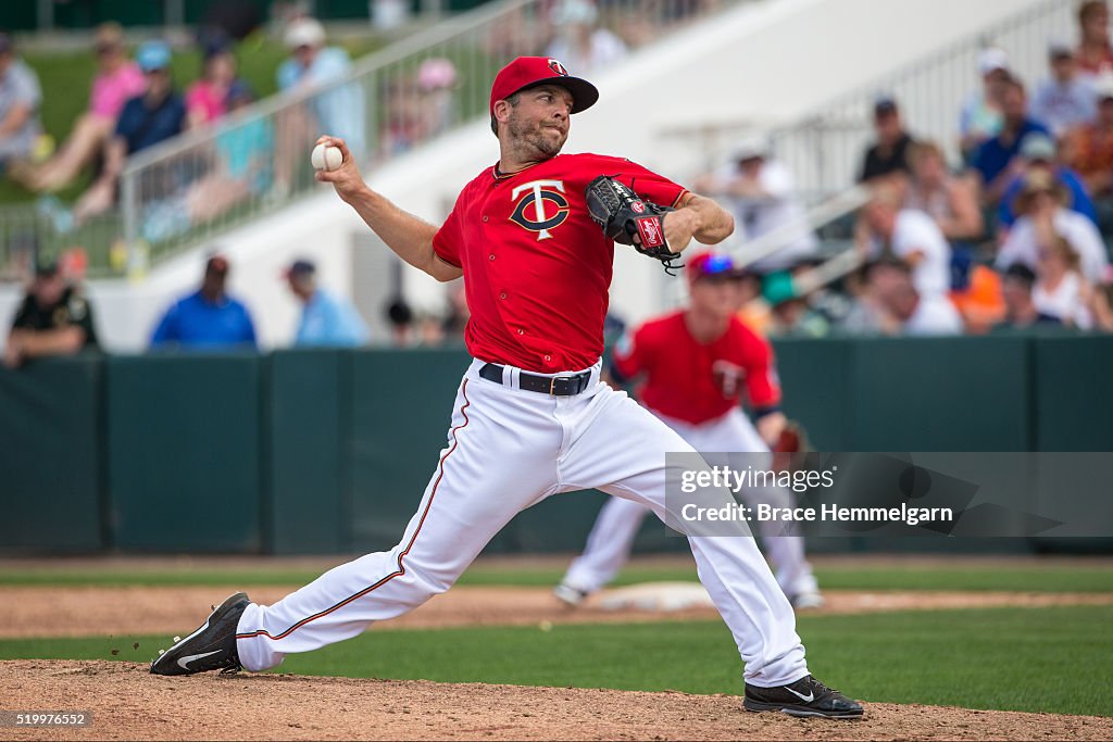 Miami Marlins v Minnesota Twins