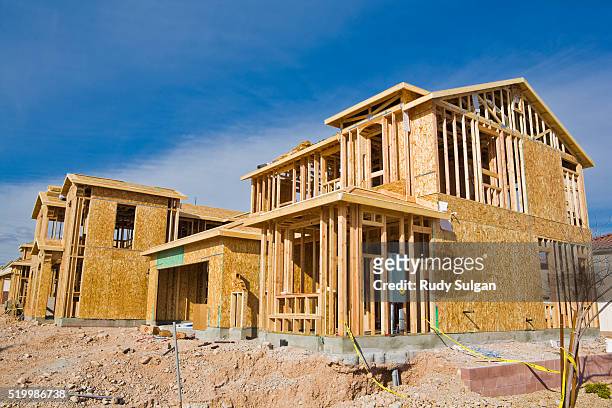 new homes under construction in las vegas - housing development fotografías e imágenes de stock