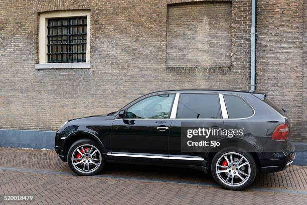 porsche cayenne - cayenne powder stock pictures, royalty-free photos & images