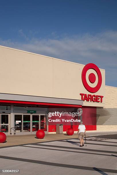 Target Storefront Entry Target Bullseye Shop Photos and Premium High Res Pictures - Getty Images