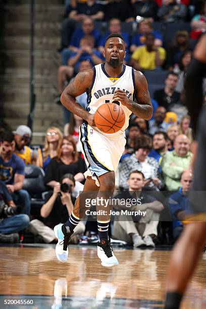 Hairston of the Memphis Grizzlies handles the ball during the game against the Golden State Warriors on April 9, 2016 at FedExForum in Memphis,...