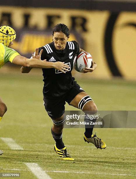 Sarah Goss of New Zealand runs with the ball during the Final match against Australia at Fifth Third Bank Stadium on April 9, 2016 in Kennesaw,...